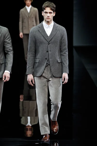Look 2
